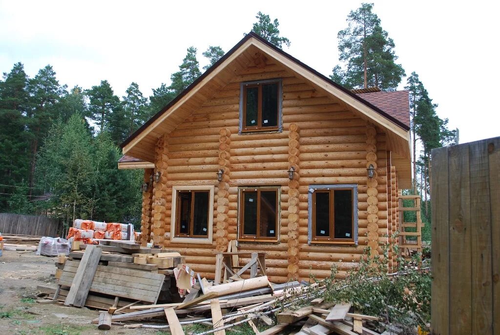 Срубы без посредников. Загородный коттедж из оцилиндрованного бревна. Срубы без посредников. Домик из оцилиндрованного бревна. Баня из бревна под ключ.