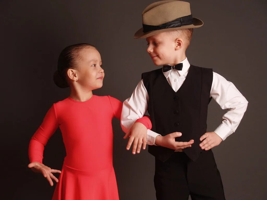 быстрые танцы дети. спортивные бальные танцы дети 1. бальные танцы детей 5 лет. спортивные танцы для детей. детские бальные танцы.