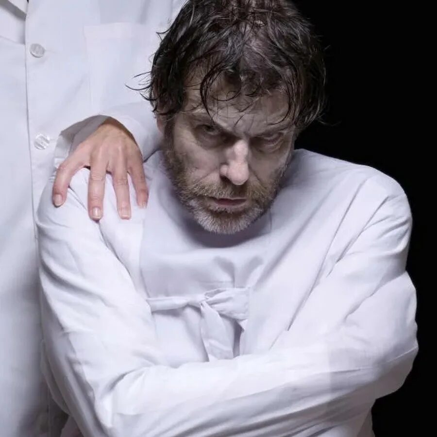 Псиически не здоровые люди. Психически нездоровый человек. Психиатрические больницы сербии 1. Человек в смирительной рубашке. Квест психбольница набережные челны.