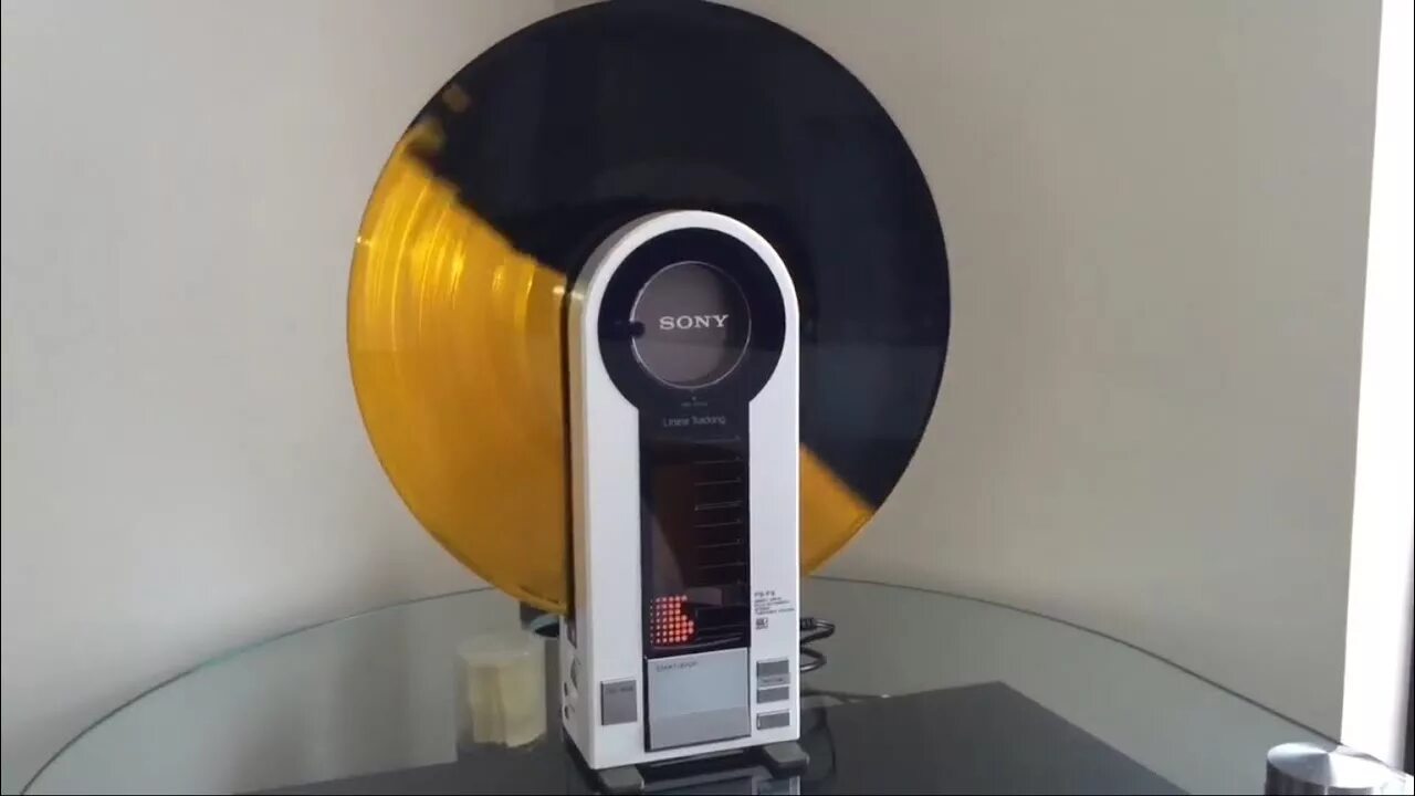Sony ps f9. Вертикальный виниловый проигрыватель sony ps-f5. Виниловый проигрыватель sony ps. Проигрыватель виниловых пластинок sony ps-f9. Виниловый проигрыватель sony ps f9.