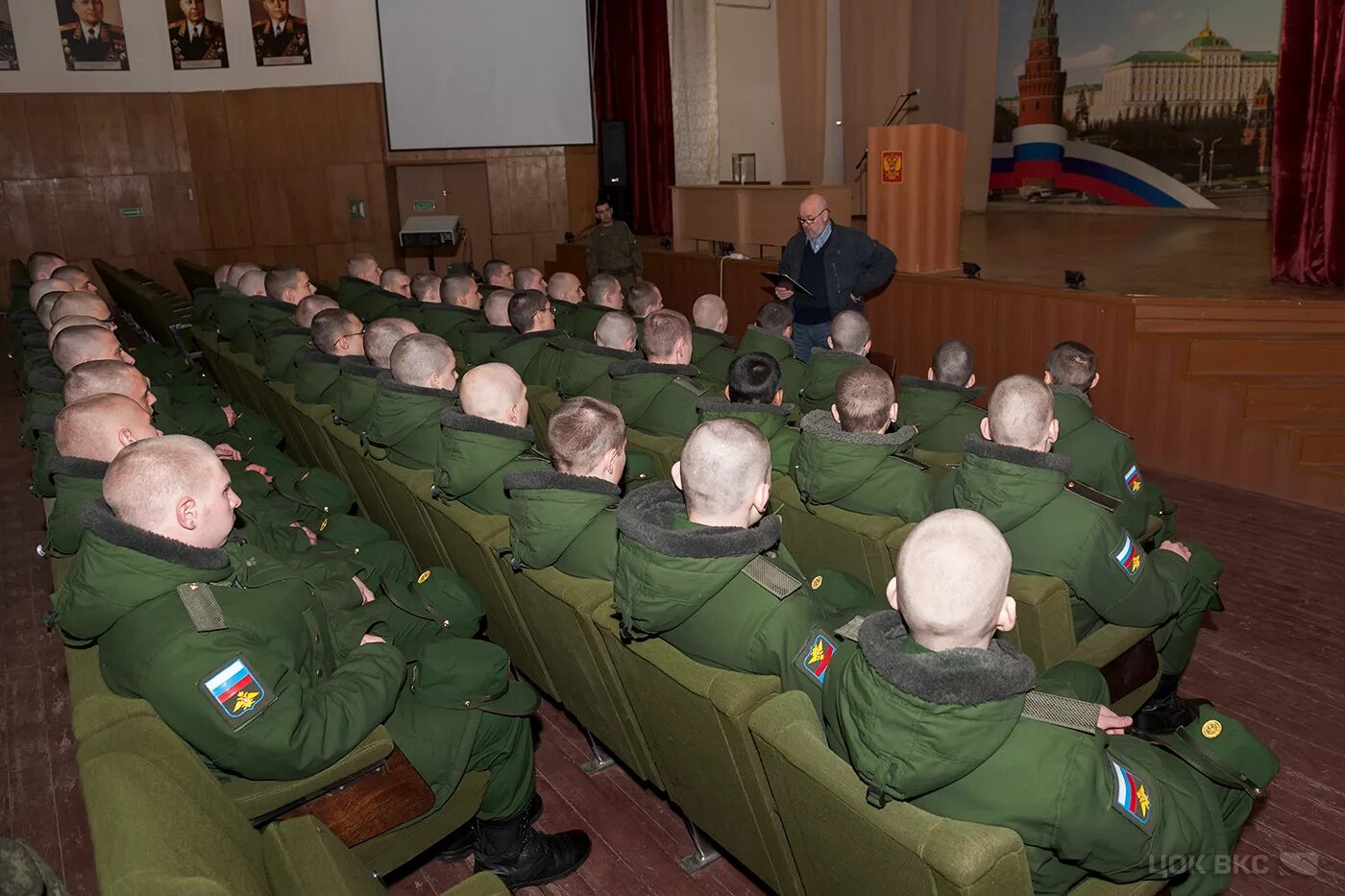 культурно досуговая работа с военнослужащими. воспитание курсантов. танцующий солдат. армия рф. культурно досуговая работа с военнослужащими.