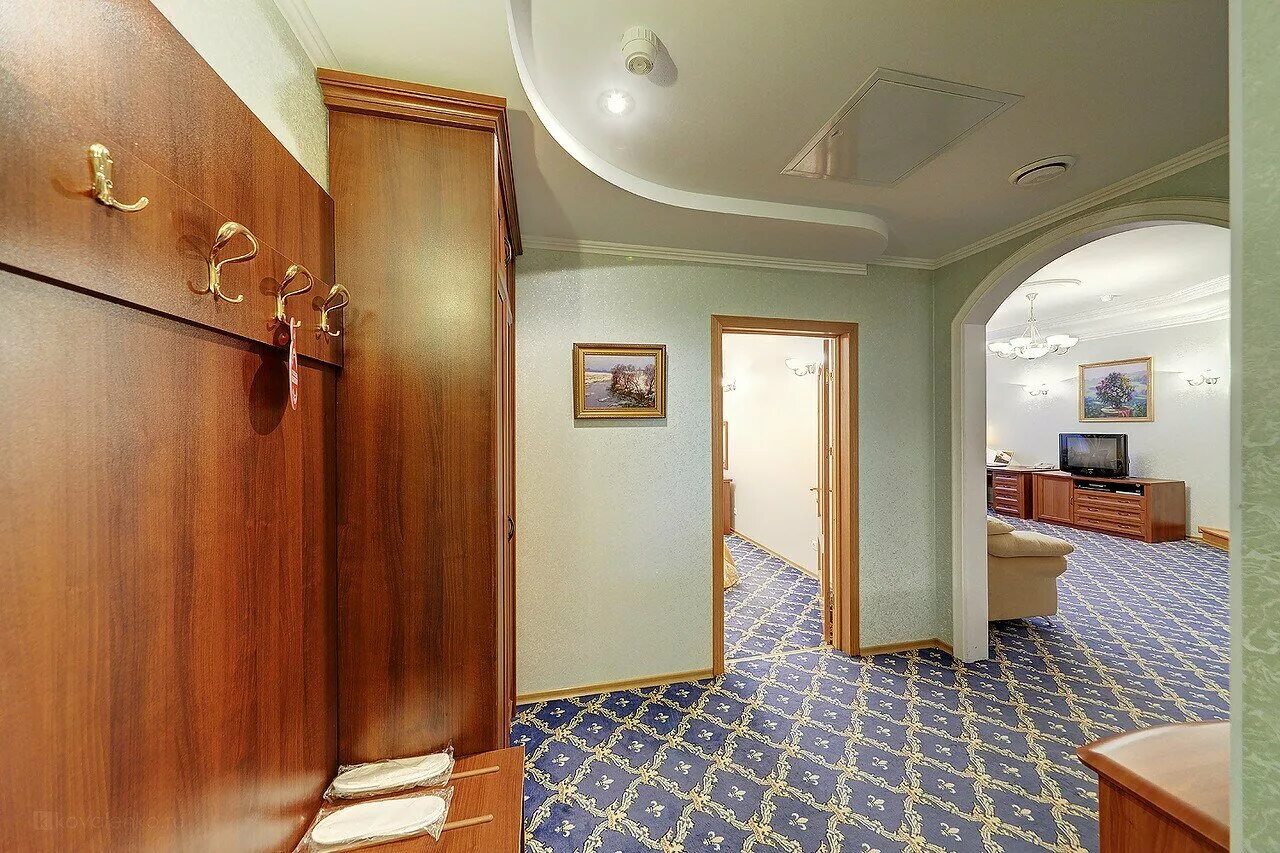 Очарованный странник орел ресторан. Гостиница очарованный странник. Путник отель плес. Очарованный странник гостиница орел номера. Очарованный странник орел гостиница.