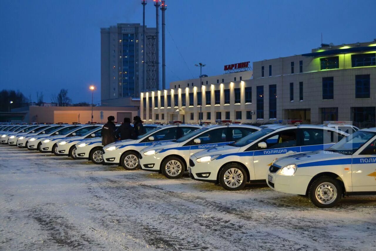 Иномарки новые казани. ДПС Казань. Полк ДПС Казань. ГАИ ГИБДД Казань. Машины ДПС Казань.