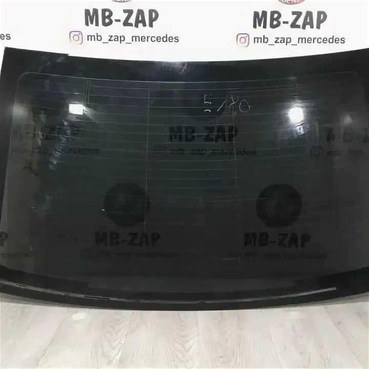 Стекло на мерседес 212. A2127200520.