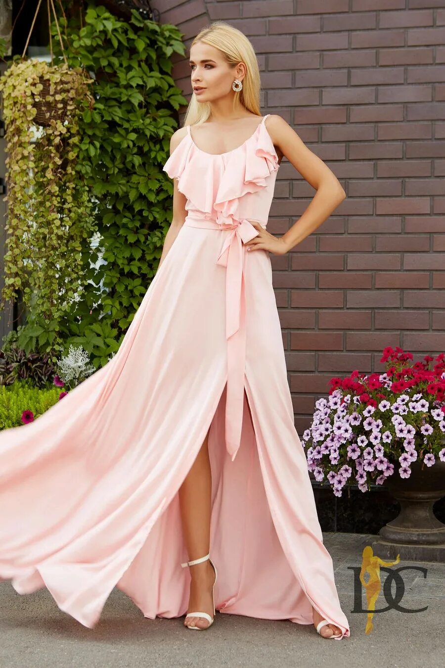 Нежное платье. Нежное платье в пол. Нежно розовое платье длинное. Нежно розовое платье в пол.