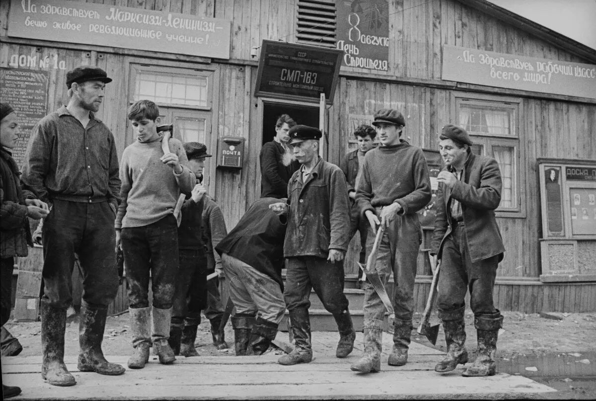 Лица Советской эпохи. Век СССР. Стройки века в СССР. Лица Советской эпохи в фотографиях.