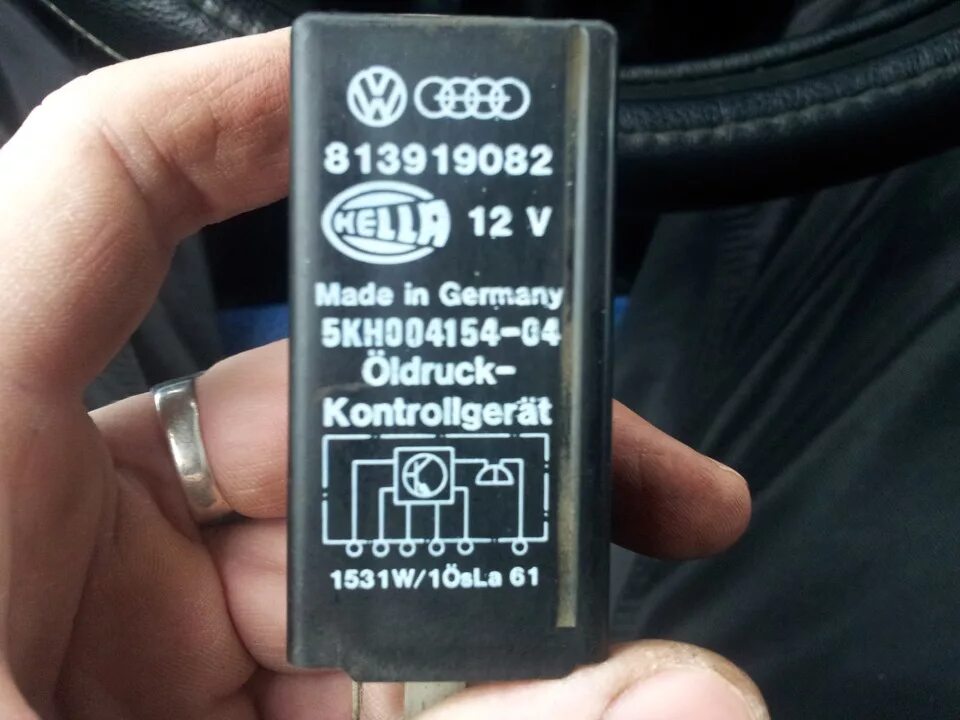 реле-"контроль давления масла" - Audi 80 (B3), 1,8 л, 1987 года поломка DRIVE2