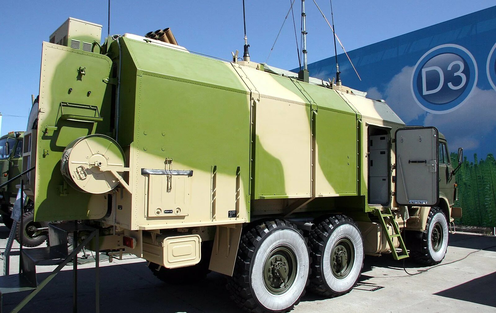 Командная машина. Кшм р-145бма. Камаз 5350 кшм. Радиорелейная станция р-419л1. Камаз р 142 нса.