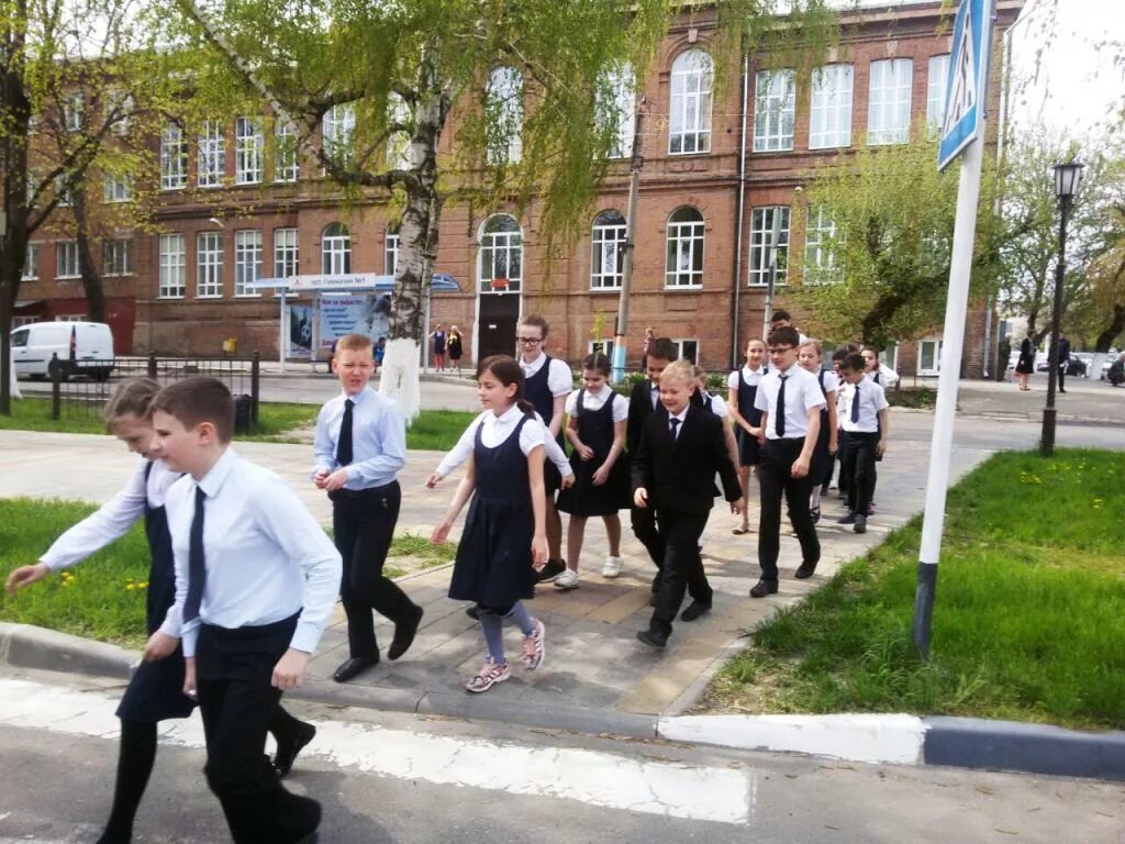 гимназия 1 выпуск 1996 армавир. гимназия 1 армавир фото. кемерово. гимназия 1 армавир. сайт гимназии 1 армавир.