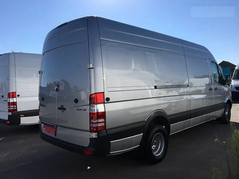 Mercedes-Benz Sprinter 519. Мерседес Спринтер 519 грузовой. Мерседес Бенц Спринтер грузовой 515. Мерседес Спринтер 2021 пассажирский. Авито купить мерседес спринтер с пробегом