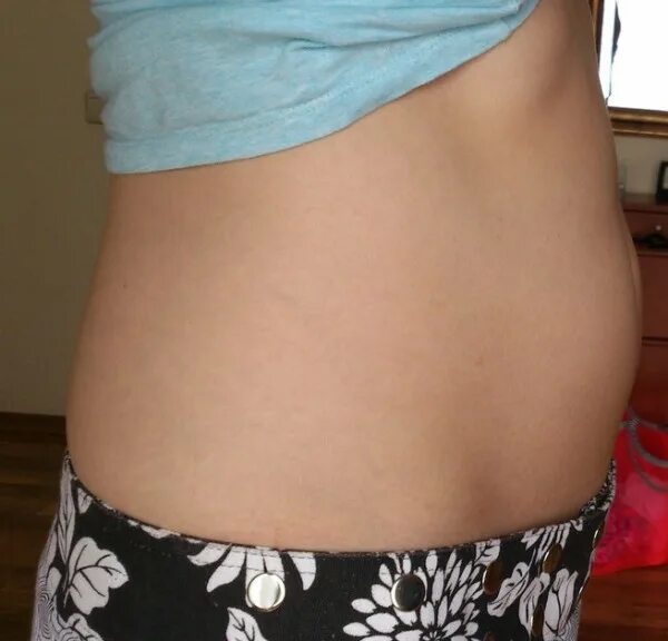 19 недель тянет живот. Живот на 19 неделе беременности. Живот на 11 неделе беременности. Живот на 18 неделе беременности.