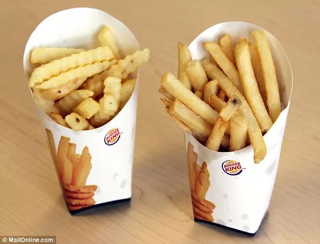 Средняя картошка бургер Кинг. Средняя картошка из бургер Кинга. Бургер Кинг большая картошка. Бургер Кинг средняя картошка вес.