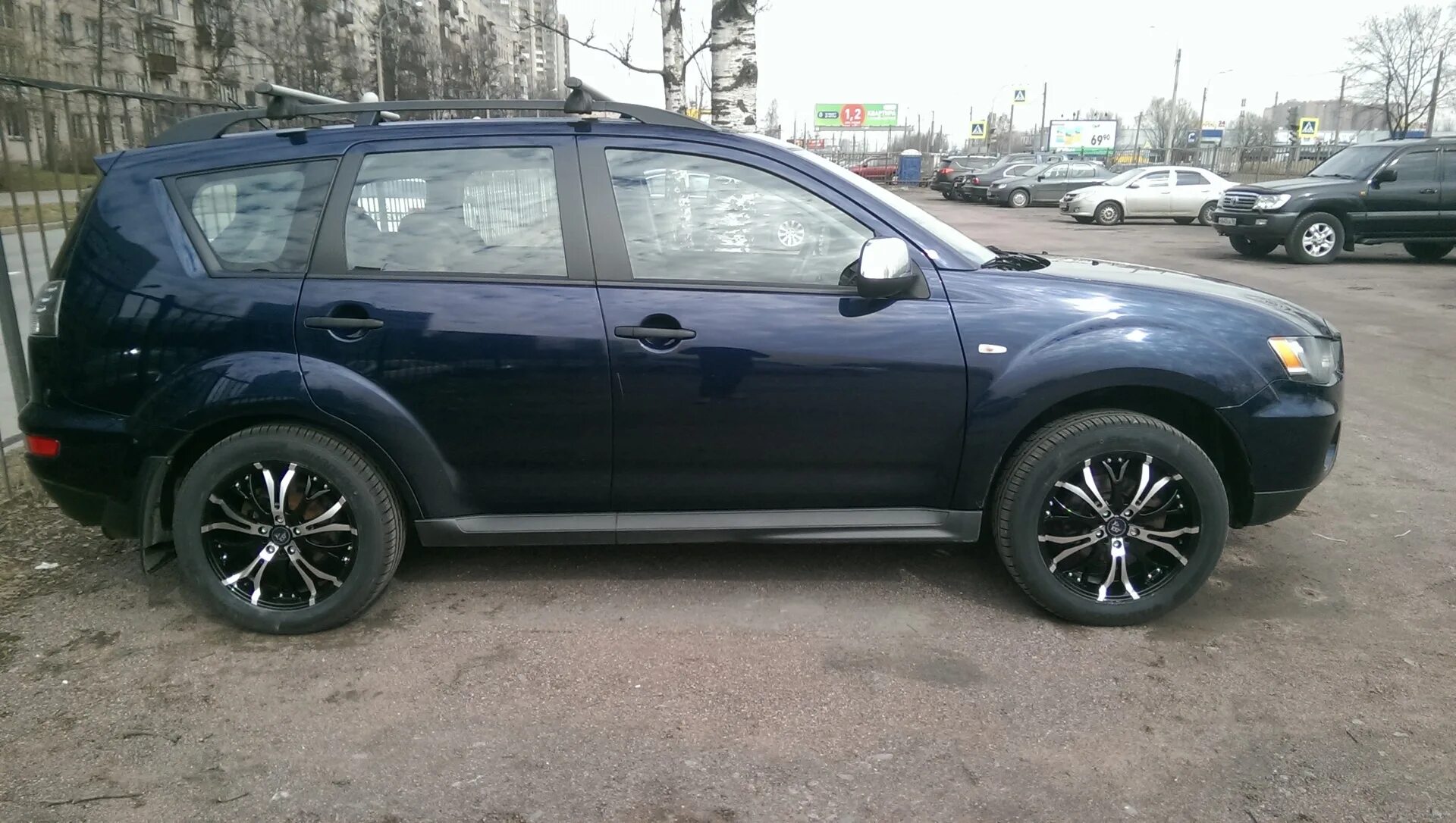 Outlander XL 18x8 5x114.3. Диски КИК Каррера r18. Mitsubishi Outlander XL r18. КИК Каррера 7x18/5x114.3 et 45 dia 66.1.