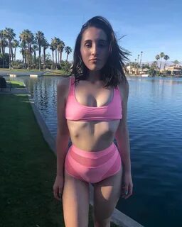 Harley quinn smith hot