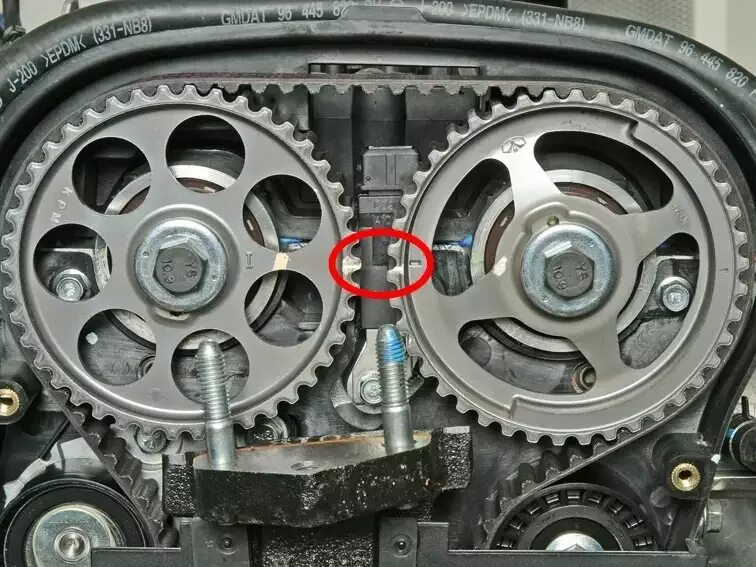 Метки грм chevrolet lacetti 1. Chevrolet lacetti грм. 4. 8. Ремень грм шевроле лачетти.