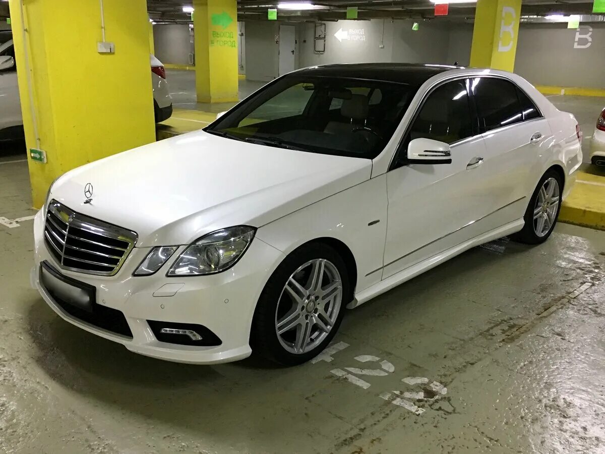 8. 8. W212 белый тюнинг. 8 турбо. E200 amg 2012.