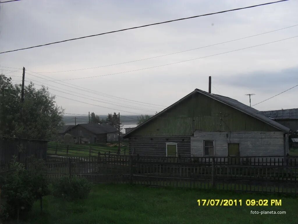 Село чикой забайкальский край. Чики поселок. Поселок красный чикой забайкальский край. Красный чикой памятник ленину. Малый чик ордынский район.