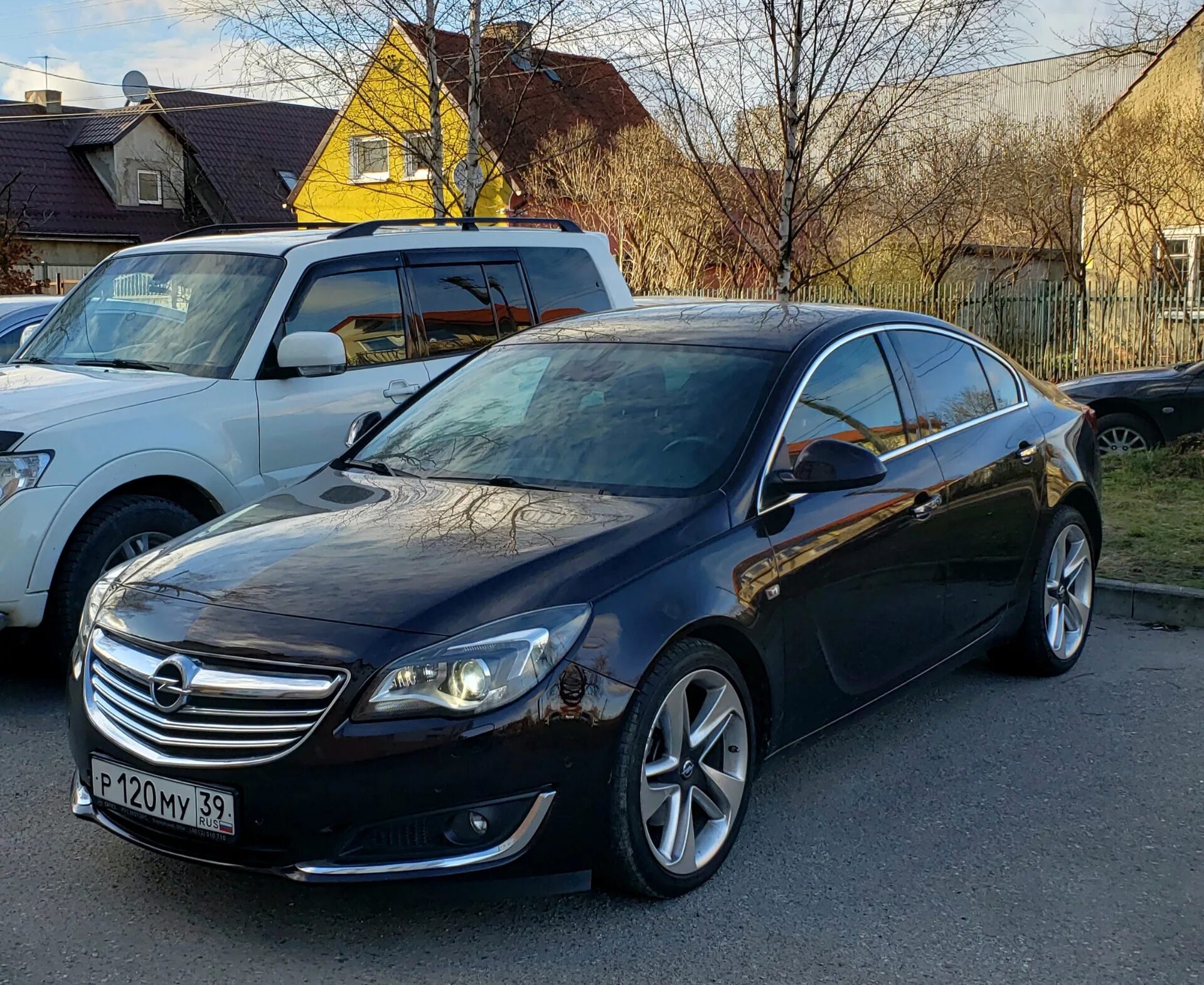 Опель инсигния 2 литра турбо бензин. Opel insignia 1. opel insignia 2. опель инсигния турбо. опель инсигния 2.0 турбо.