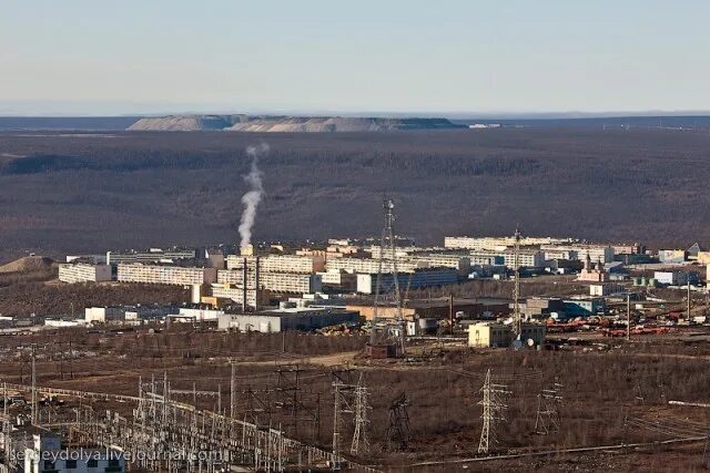 Погода айхал. Айхал Якутия. Поселок Айхал. Поселок Айхал карьер. Пгт Айхал Республика Саха Якутия.