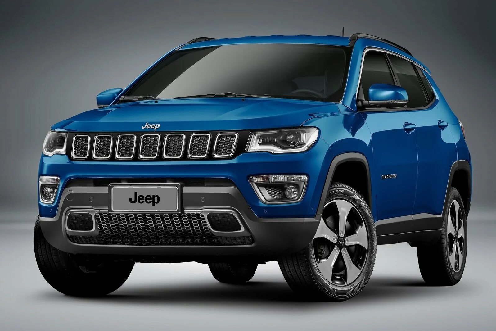 Автомобили внедорожники кроссоверы. Jeep Compass Trailhawk 2021 4x4. Jeep Compass 2017. Jeep Compass 2020. 2021 Jeep Compass Limited 4x4.