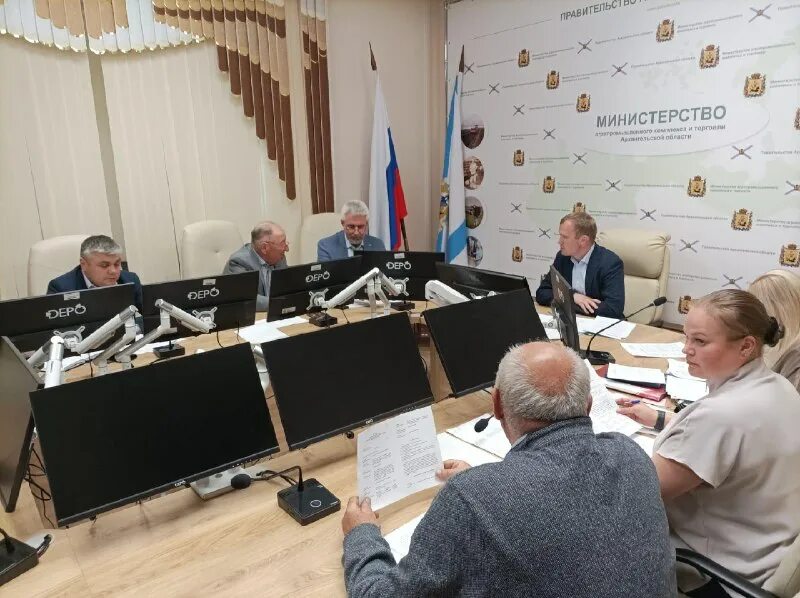 показатели развития архангельской области. агрофирма вельская архангельская область. агропромышленный комплекс архангельская область краткое. хозяйство коров в архангельске. земледелие в архангельской области.