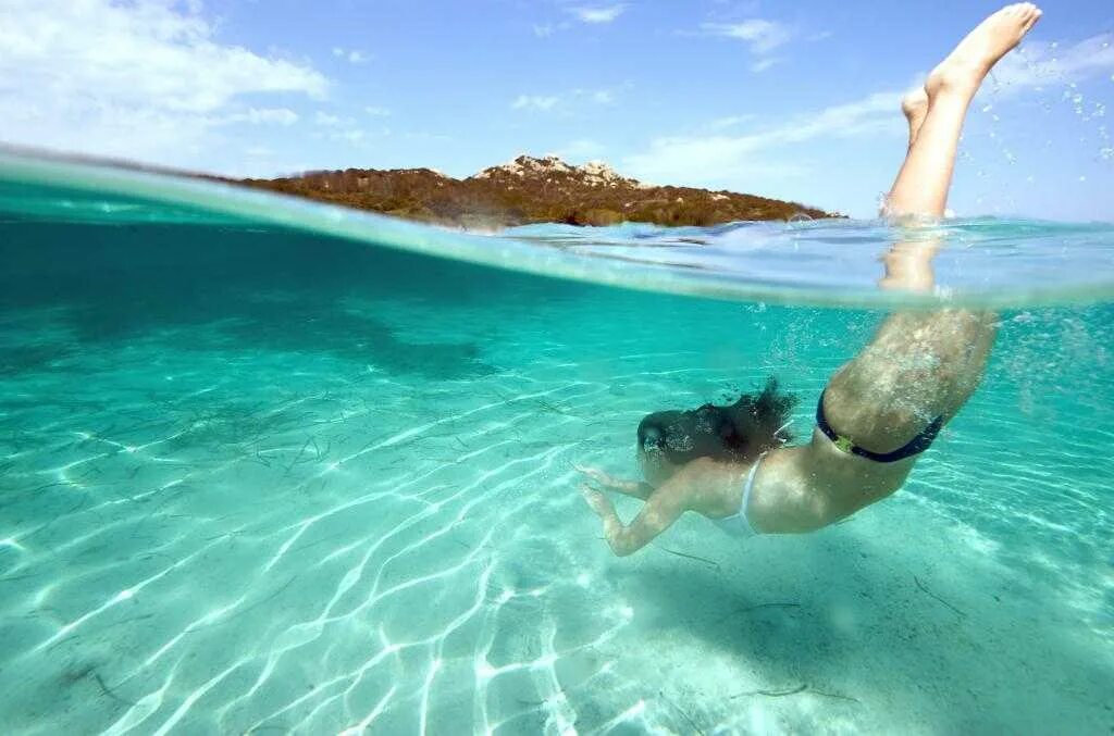 Плавать в океане. Купание в море. Нырять в море. Пляж под водой. К чему снится купание в воде