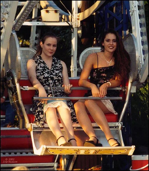 (thomas edison). Premium photo happy woman showing five fingers and counting. No comments. Менеджер мебели. Slip bush.