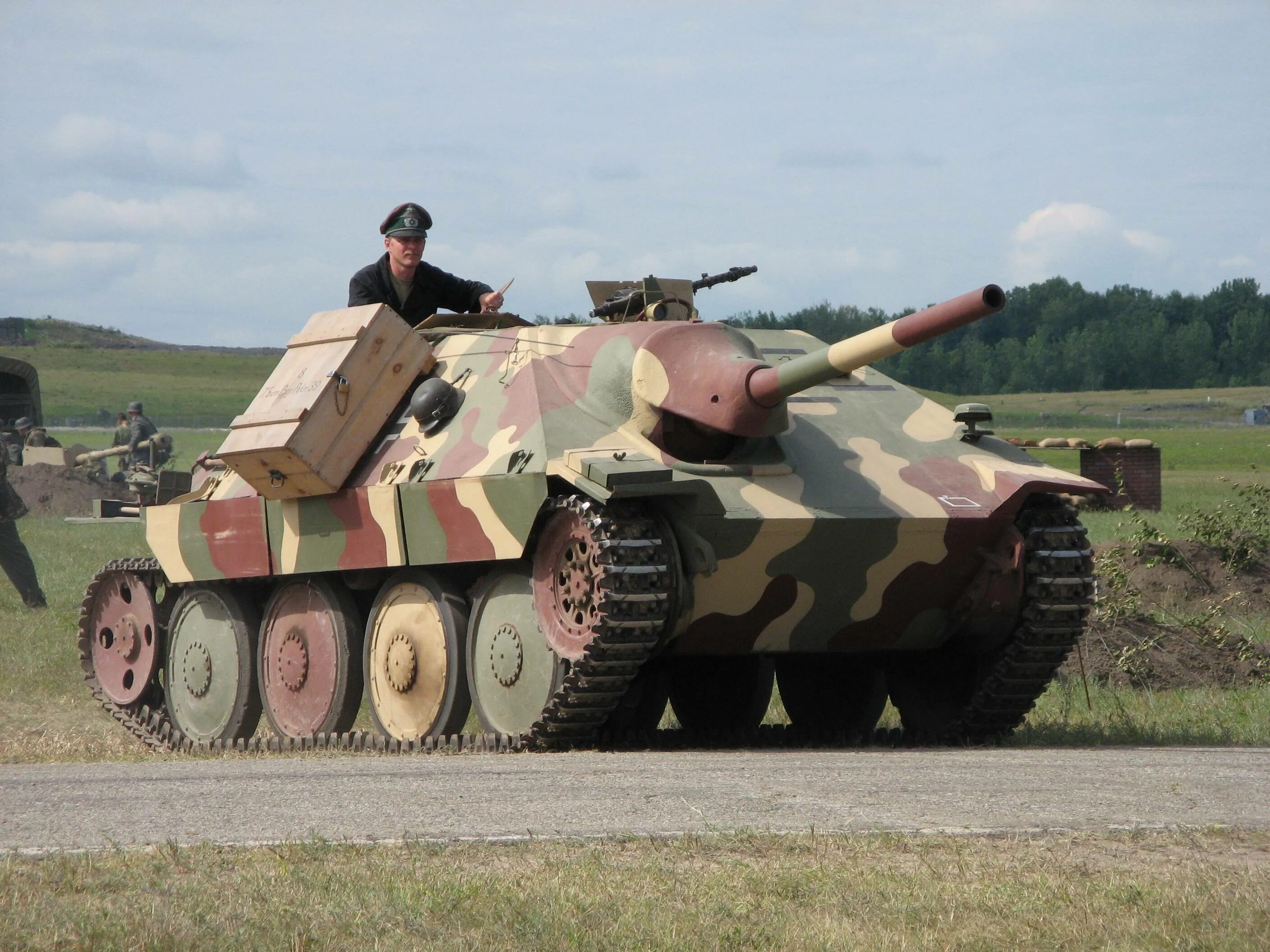 Хетцер самоходка. Hetzer 38t. Хетцер танк. САУ Jagdpanzer 38(t) Hetzer. Хетзер