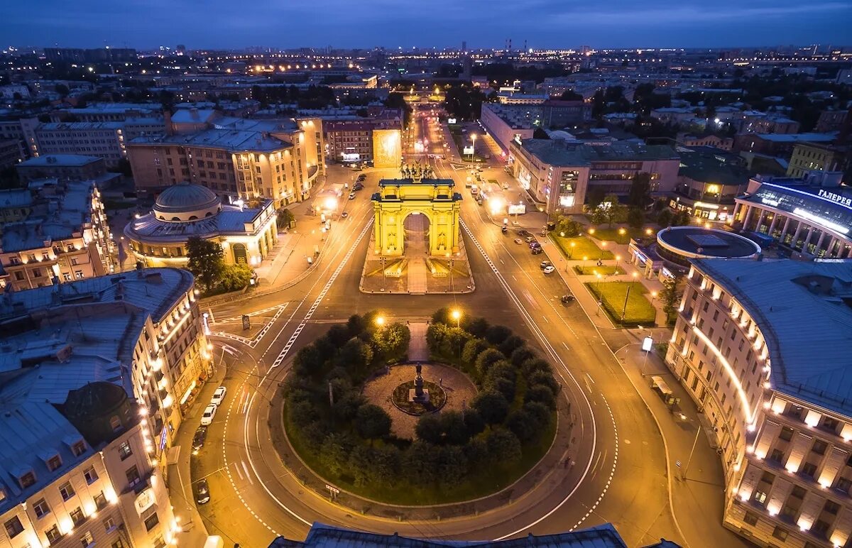 Spb московский. Станислав Забурдаев фотограф. Забурдаев ночной Петербург. Площадь Стачек с высоты Санкт-Петербург. Кировский район Санкт-Петербурга с высоты птичьего полета.