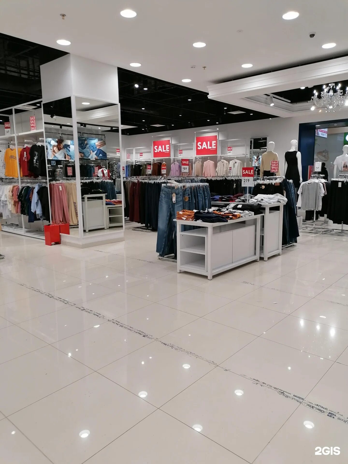 магазин джинсовой одежды ангарск. магазин одежды джинсы. магазин глория джинс. Jeans club орел. джинсы мурманск каталог.