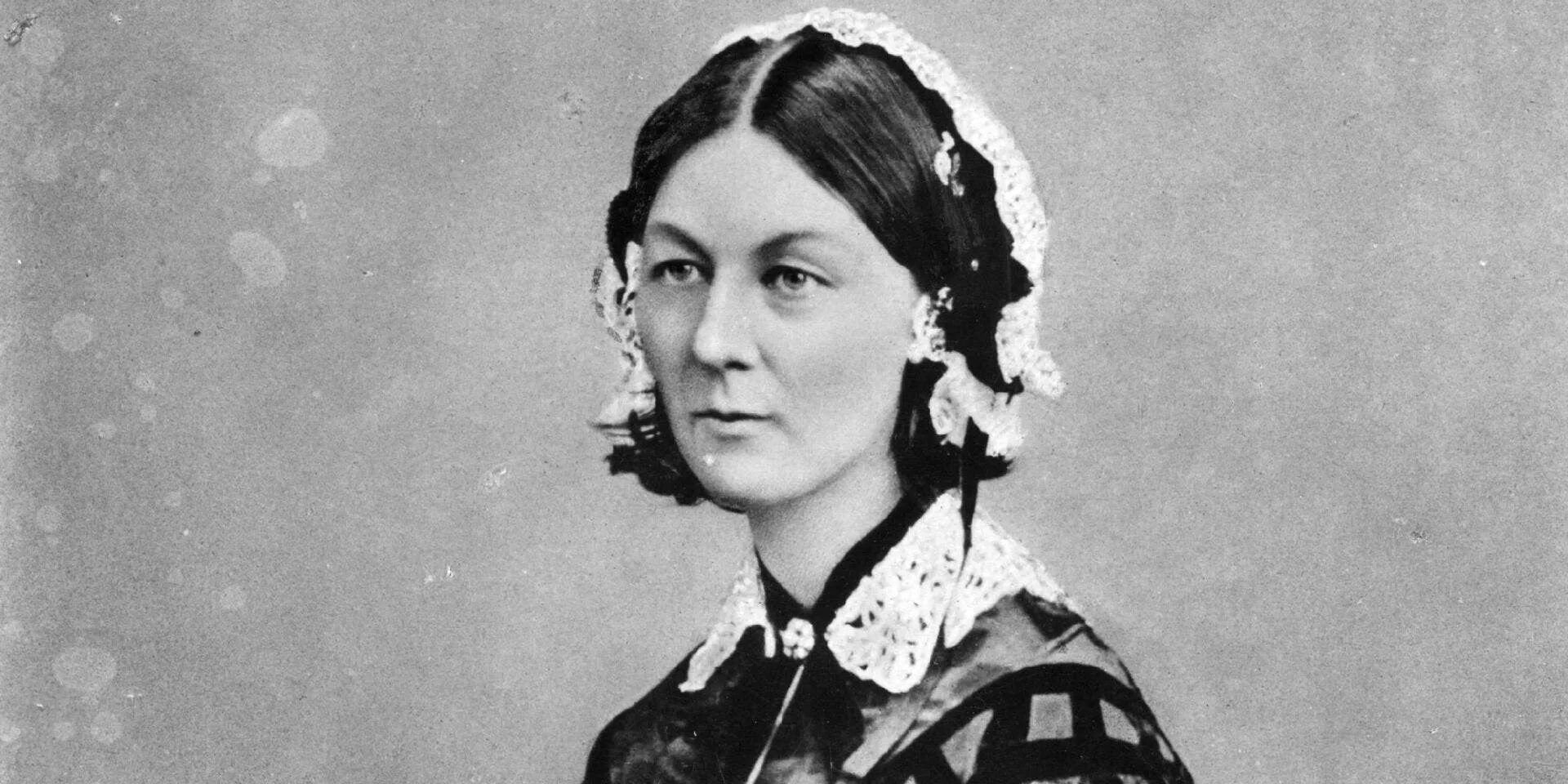 Шинна флоренс. Флоренс найтингейл (1820-1910).. флоренс найтингейл основоположница. первая медсестра флоренс найтингейл. леди с лампой флоренс найтингейл.