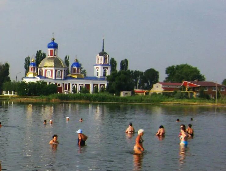 Славянск украина соленые озера. Соленые озера славянск. Озера славянска. Озера славянска. Славянск слепное озеро.