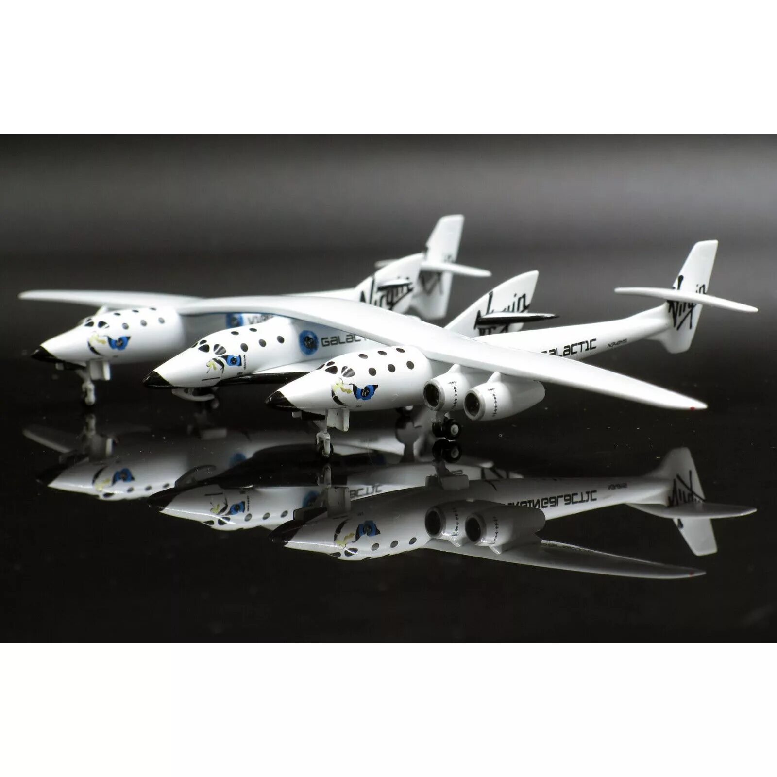 Scaled Composites model 339 SPACESHIPTWO. JC Wings vg4001. JC Wings модели самолетов. Scaled 348 "White Knight two". Самолет wings купить