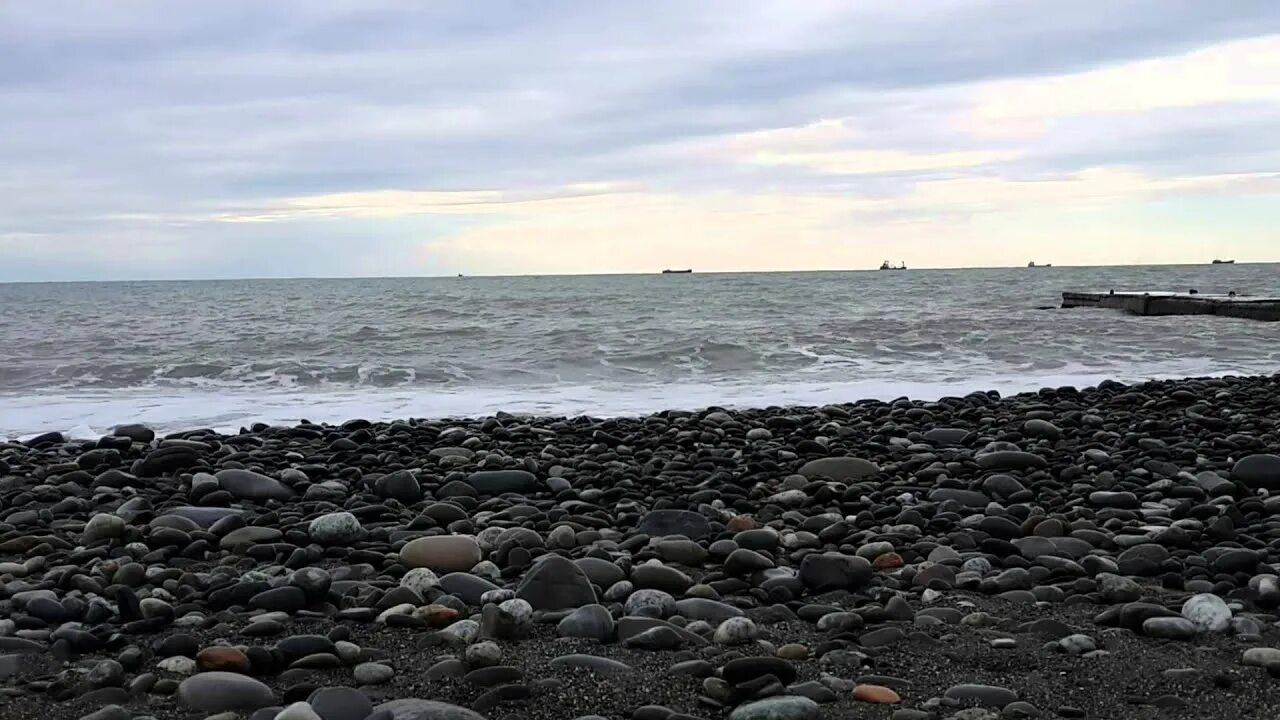 У чёрного моря песня слушать. Wallerman sea клип. Море черное море анапа. Клип черное море. Black sea dahu группа.
