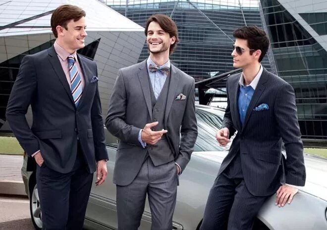 11 друзей оушена 2001. Три бизнесмена. Трое бизнесменов. Бизнесмен идет. Мэтт дэймон 11 друзей оушена.