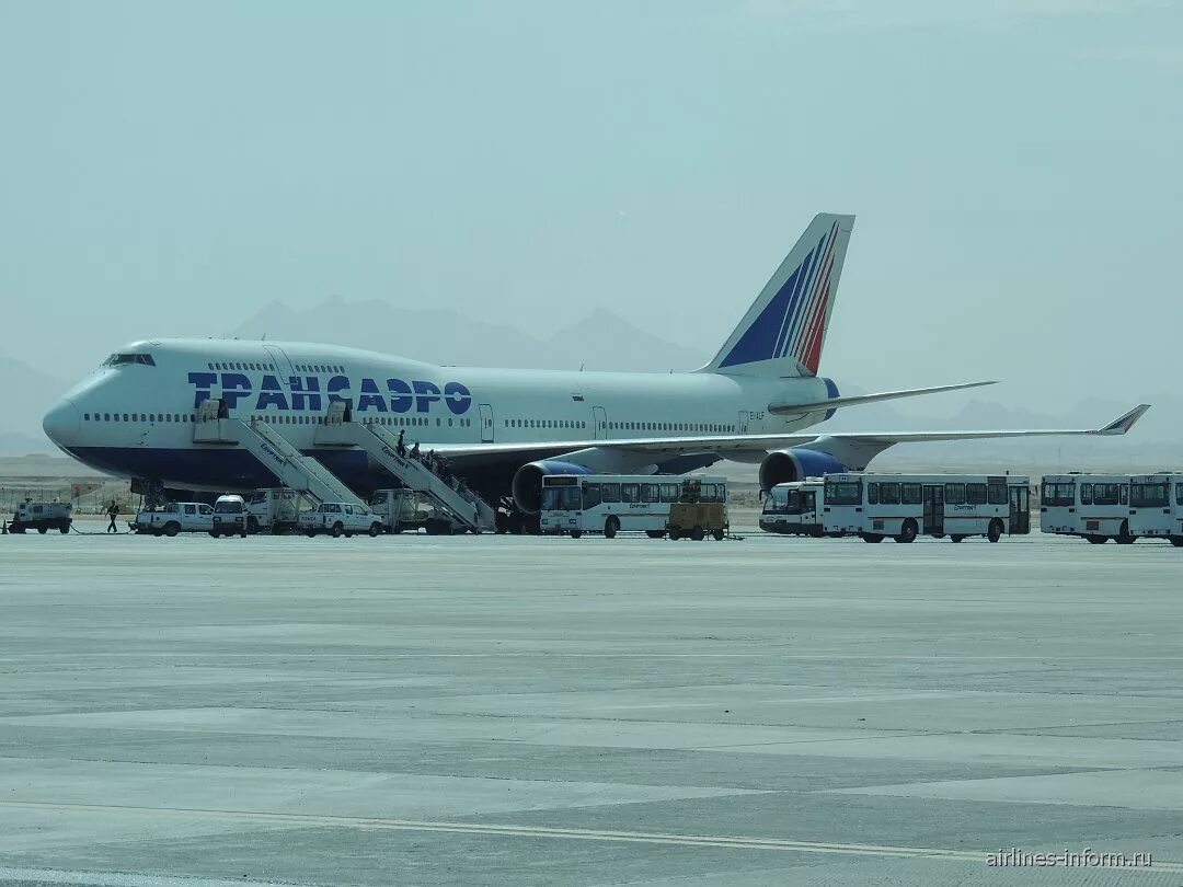 Боинг 747 Трансаэро. Боинг 747 400 Трансаэро. Самолёт Боинг 747-400 Трансаэро. Боинг 747 400 Трансаэро Шарм Эль Шейх. Москва хургада аэропорт