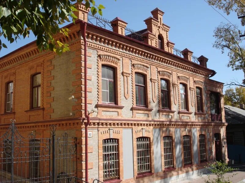 Калининград, комсомольская улица, 82а. Реутов в 80 е. Комсомольская 80 ногинск. Ул. Реутов 2000 год ул комсомольская.