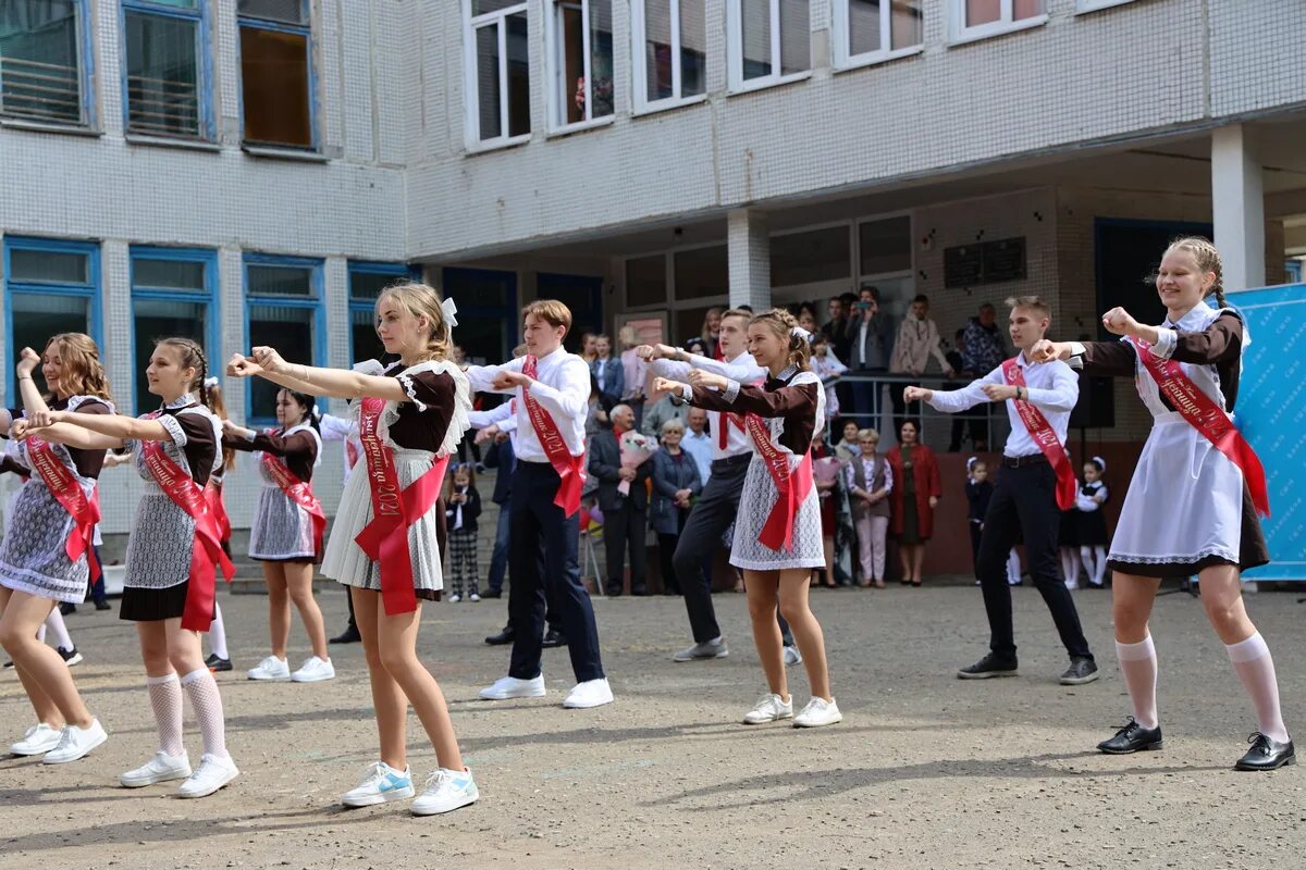 Гимназия 3 работа. Гимназия 3 работа