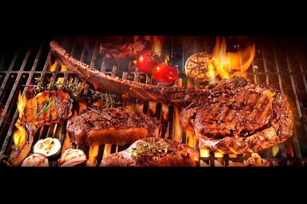 Мясо огонь меню. Мясо на черном фоне. Шашлык на мангале реклама. Асадо гриль. Блюда мясо огонь ресторан.
