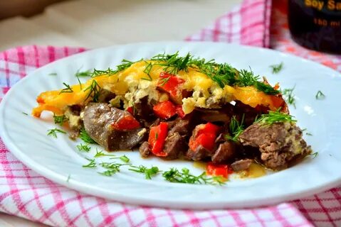 Куриная печень с кабачками в духовке