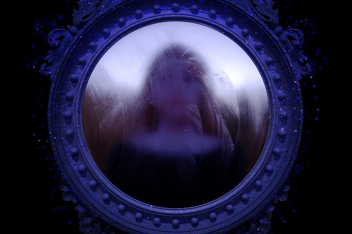 Evil mirror