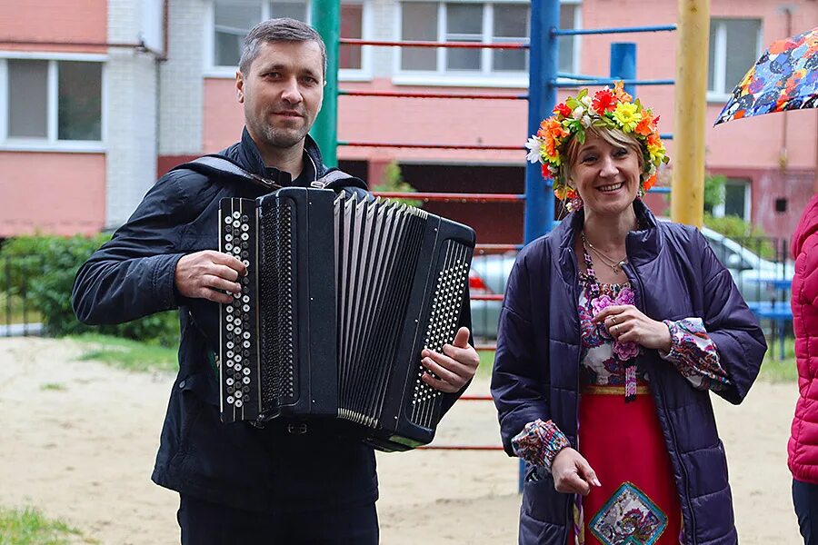 17 сентября брянск какой праздник. Ансамбль раздолина брянск. с днем города брянск. освобождение брянщины. с днем города брянск 17 сентября.