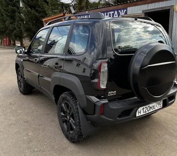 Нива тревел бу авито
