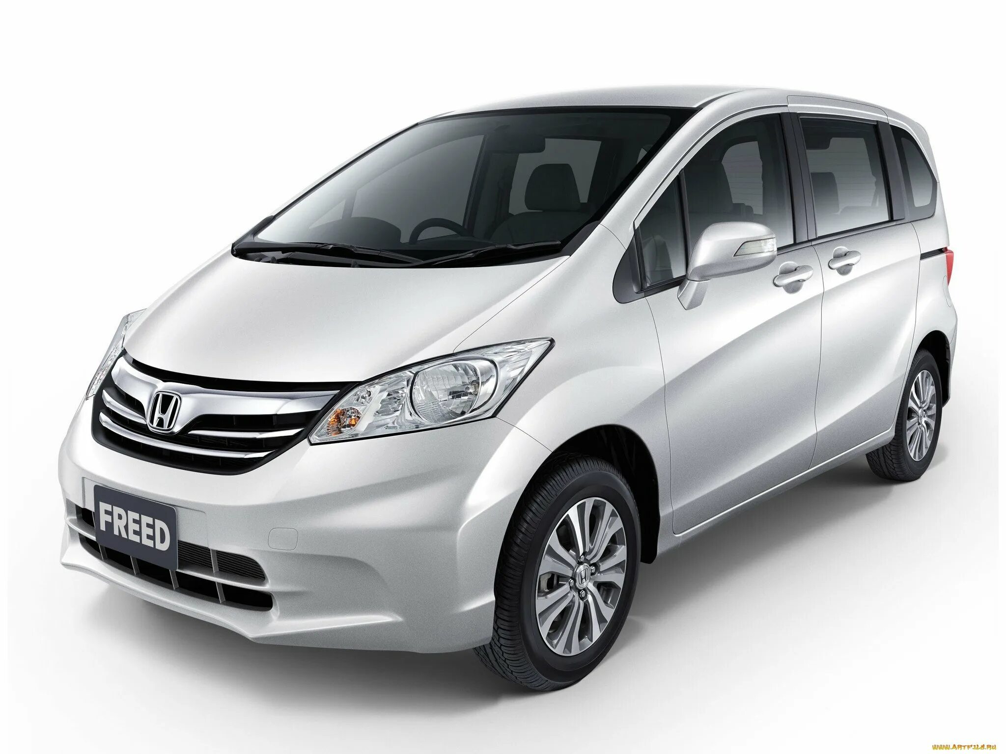 Купить машину honda. Honda freed gb3. Honda freed 2014. Honda freed gb3 гибрид. Хонда Фрид 2014 гибрид.