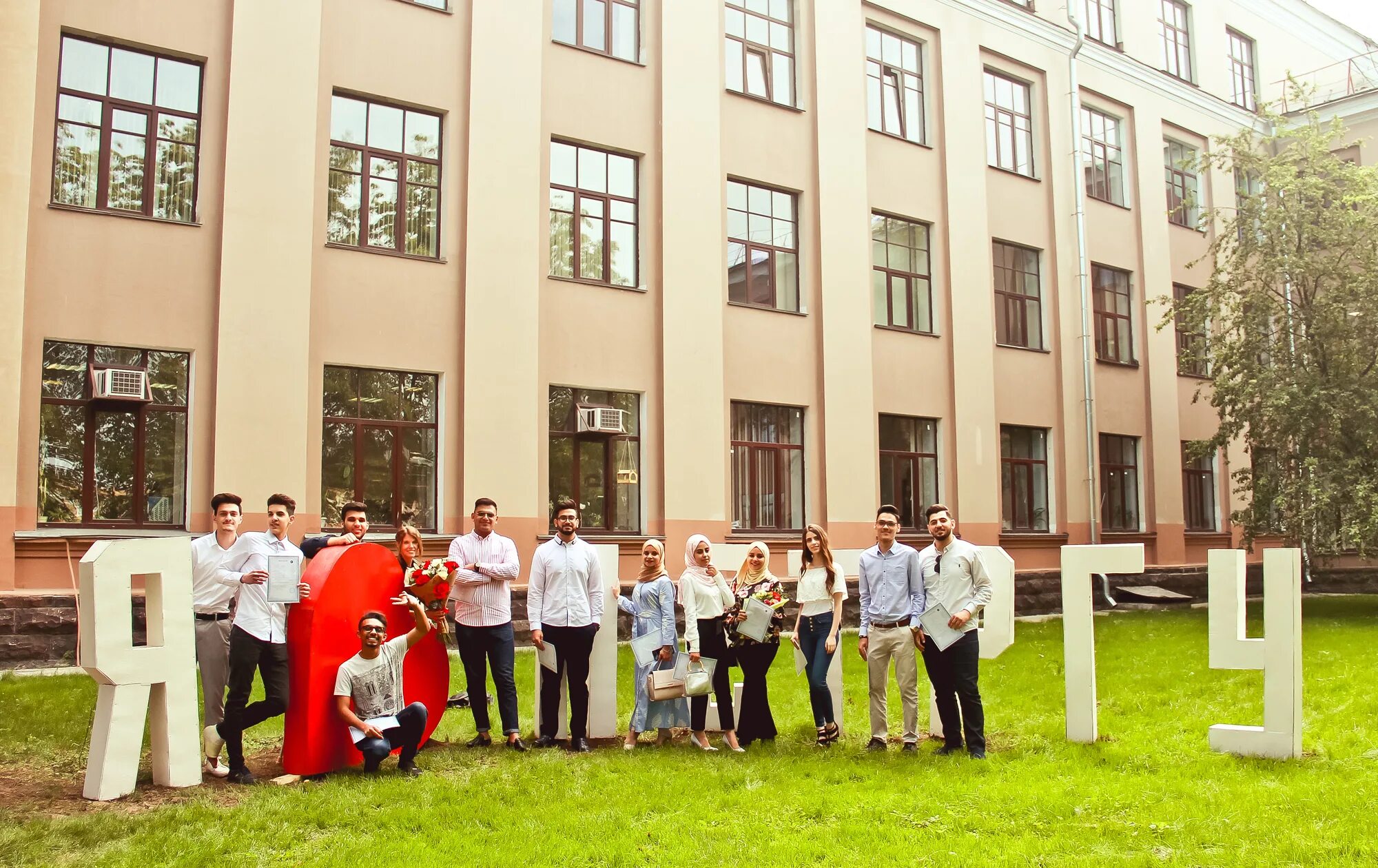 Сайт петргу петрозаводск. Петрозаводск медицинский университет. Петрозаводск университет факультеты. ПЕТРГУ главный корпус.