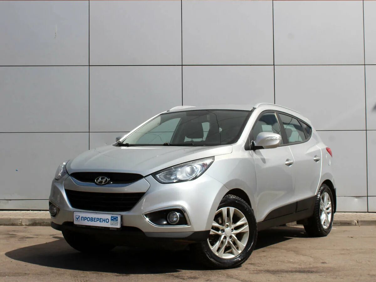 Hyundai ix35 2.0. Hyundai ix35 2010. Hyundai ай Икс 35. Хёндай ай Икс 35 серый. Купить хендай в москве 1