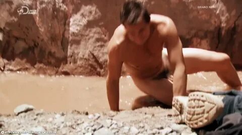 bear grylls nu - Stars Masculines Nues.