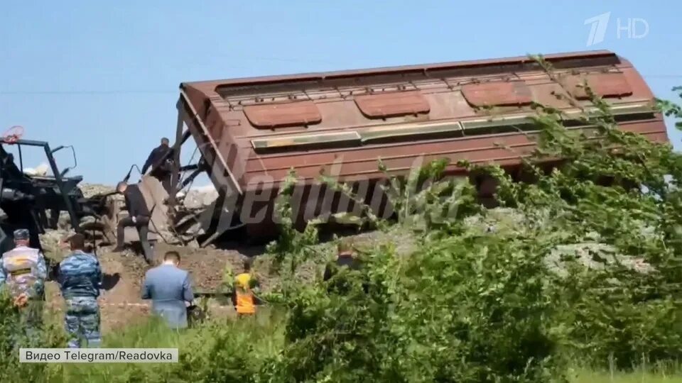 8 вагонов сошли с рельсов. Сход вагонов красноярская железная дорога.