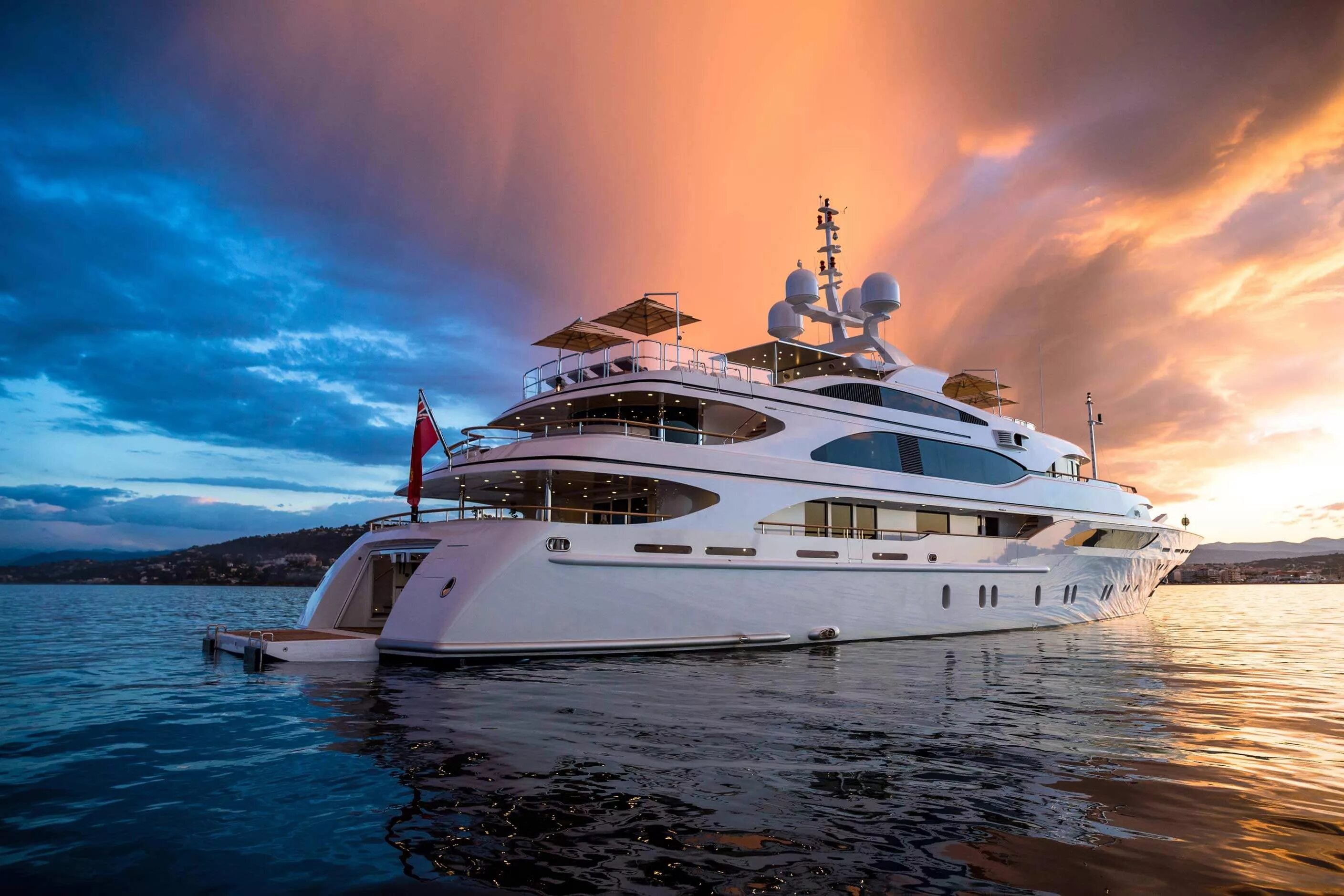 Ship yacht