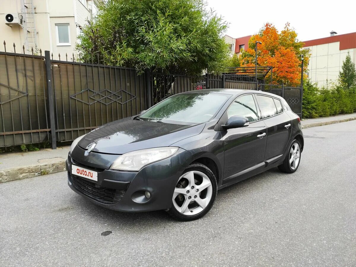 Рено меган 3 универсал. 5 дизель. Renault megane 3 2011 1. Рено меган 2009 1. Рено меган 2009 1.
